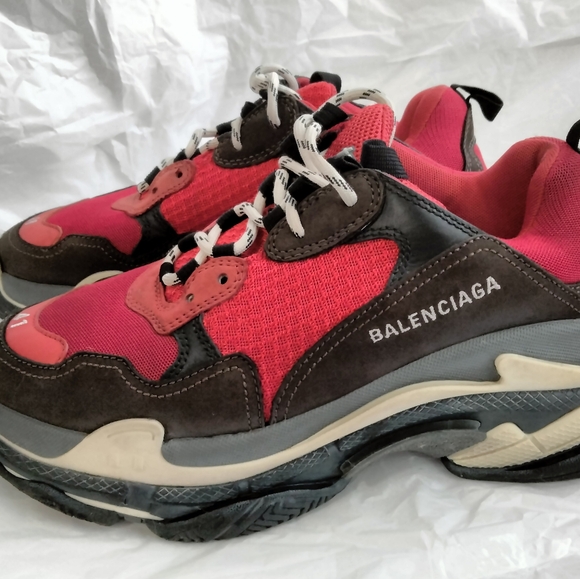 Balenciaga Triple S for Men Size 8 Authentic - Picture 3 of 16